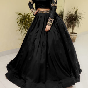 Embroidered With Front And Back Pearls Attached Gown And Embroidery Belt Attached Skirt With Top 3Pcs