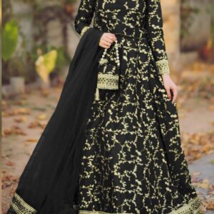 4 Piece Embroidered Top With Long Flare Embroidery Skirt And Four Side Border Embroidered Dupatta With Eidi Potli (Copy) (Copy) (Copy)